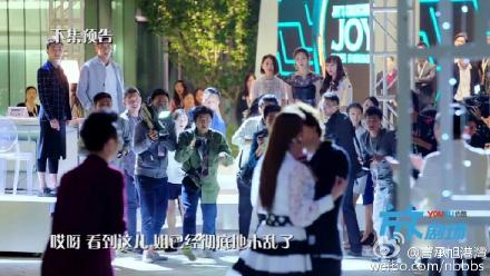 69107db2jw1ev1w82wwocj20qo0f040p