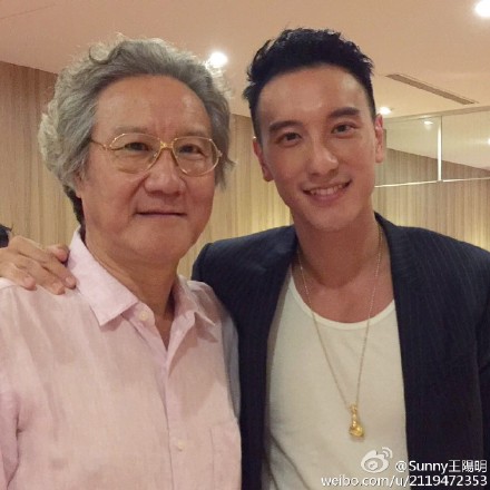 @Sunny王陽明: 父親節快樂! Happy Father's Day! Love you poppa dukes! @oscar8989