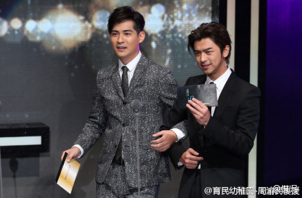 76135e4fgw1evxqt8kc5zj20c8081754